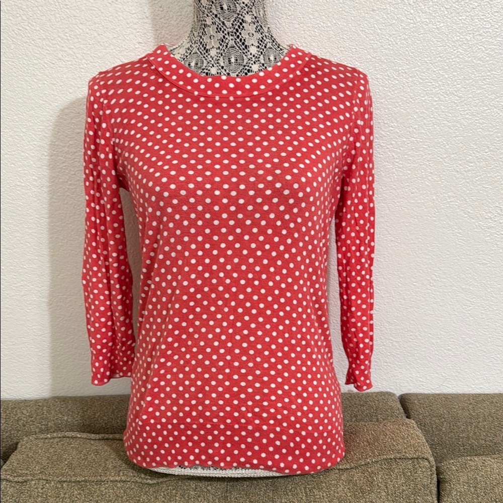 J Crew sweater size M 100% cotton
3/4 sleeves